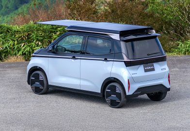 Nissan в деле: Электромобиль с солнечной крышей, который заряжается сам Nissan в деле: Электромобиль с солнечной крышей, который заряжается сам