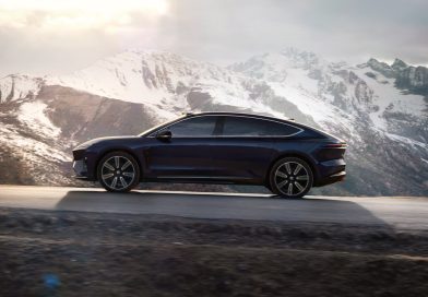 ТОП-5 САМЫХ КРАСИВЫХ АВТОНОВИНОК 2025: когда дизайнеры отжигали, а мы смотрели