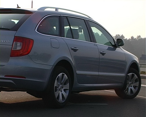 Skoda Superb Combi в «Городских джунглях»