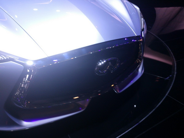 Infiniti Q80