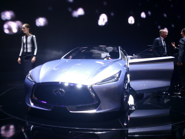 Infiniti Q80
