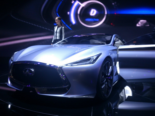 Infiniti Q80