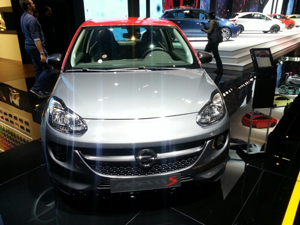 Opel Adam S