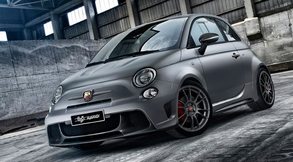 Abarth 695 Biposto Abarth 695 Biposto