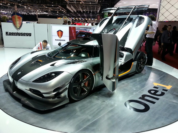 koenigsegg one koenigsegg one