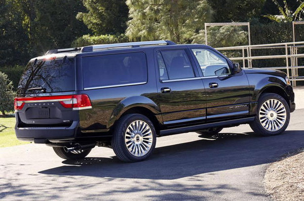 Lincoln Navigator 2015
