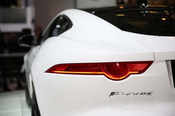 JAGUAR F-Type R Coupe