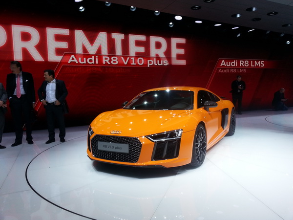 R8