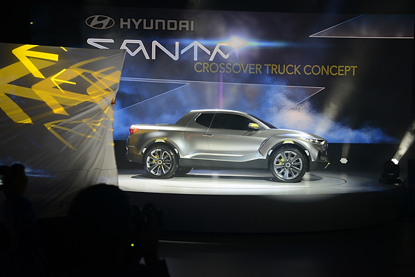 Hyundai Santacruz Crossover Truck Concept