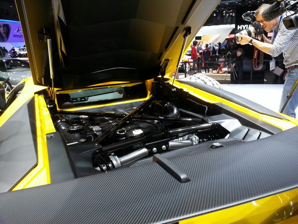 Lamborghini Aventador LP 750-4SV