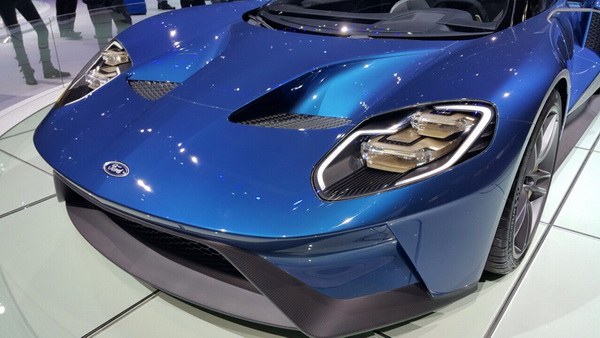 Ford GT