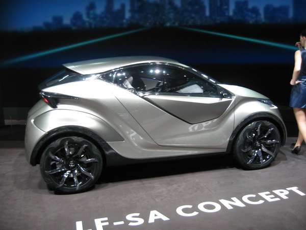 Lexus LF-SA