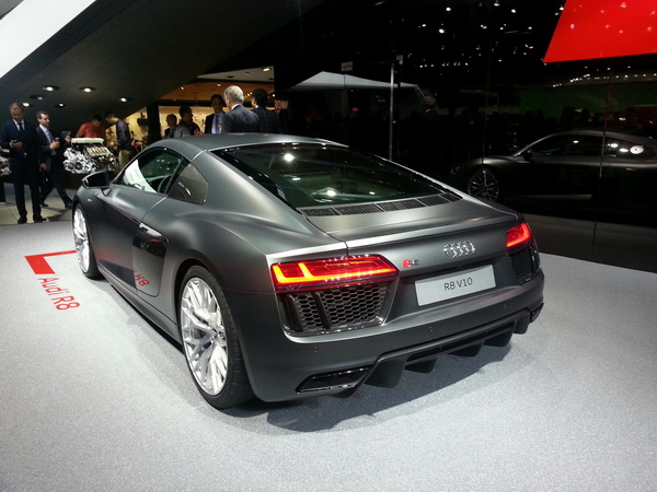 R8
