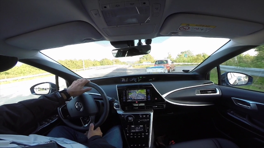 Toyota MIRAI 2015