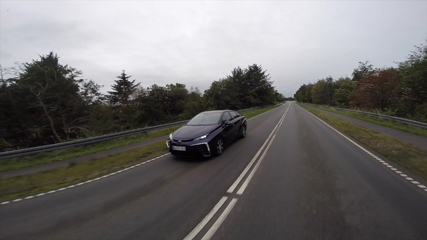 Toyota MIRAI 2015