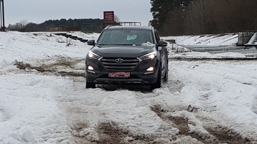 Hyundai Tucson 2015 снежно-водный тест