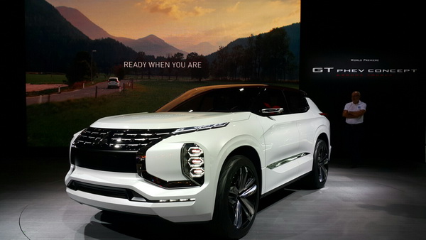 Mitsubishi GT-PHEV
