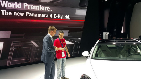 Porsche Panamera 4 E-Hybrid
