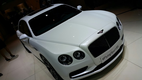 Bentley Flying Spur V8S