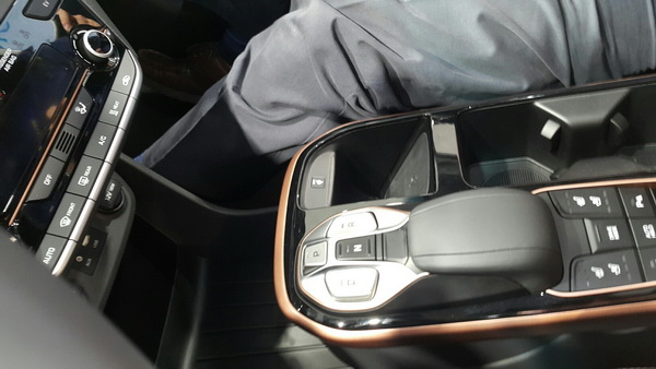 Hyundai IONIQ Hyundai IONIQ