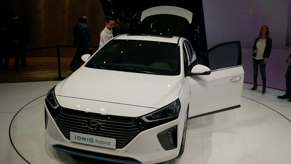 Hyundai IONIQ Hyundai IONIQ