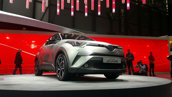 Toyota CH-R Toyota CH-R