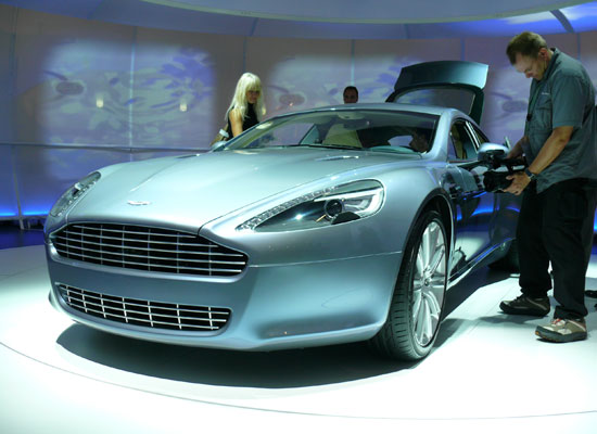 aston-martin-rapide aston-martin-rapide